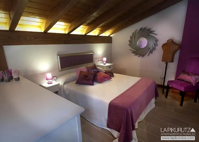 Apartamentos Rurales La Pikurutza